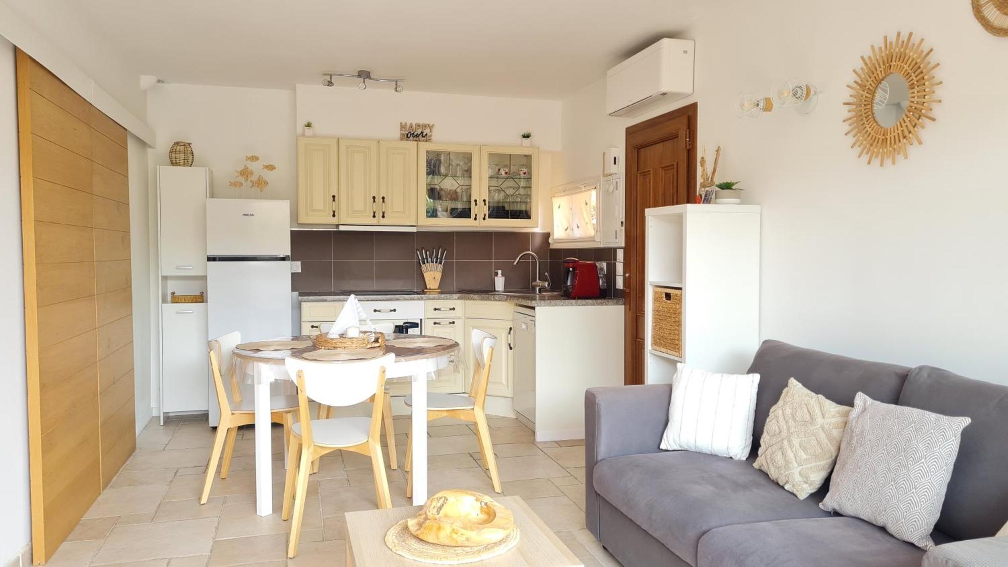 Bel Appartement Renove, Avec Terrasse Et Piscine La Croix-Valmer Exterior foto